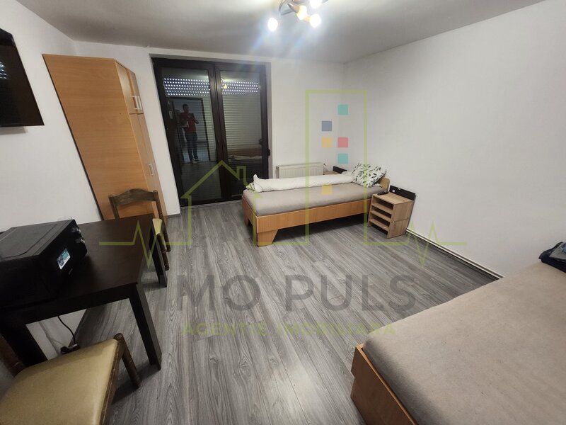 Dumbravita. Casa Pretabil cazare muncitori/birouri/sediu firma. 17 Camere.7 Bai