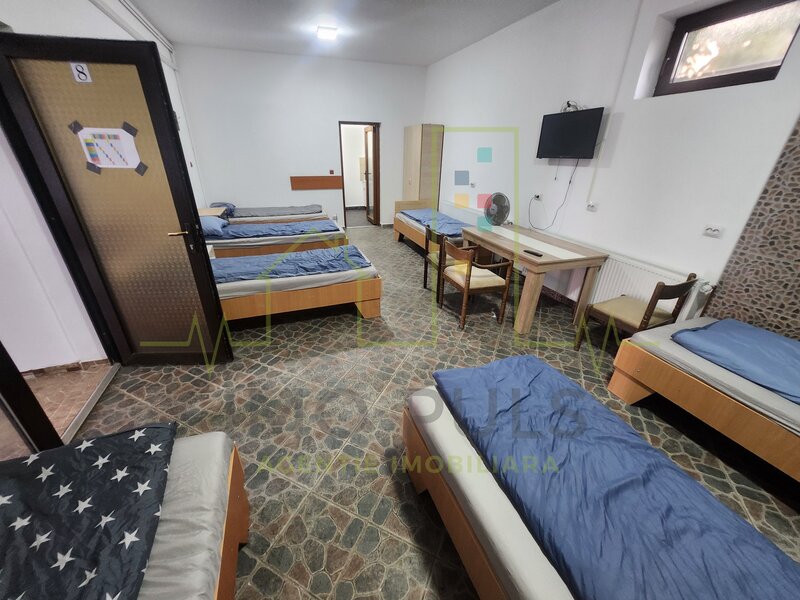 Dumbravita. Casa Pretabil cazare muncitori/birouri/sediu firma. 17 Camere.7 Bai
